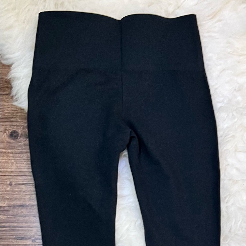 Spanx Medium Black Essential Leggings